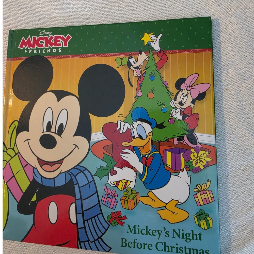 Disney Mickey & Friends Mickey's Night Before Christmas Hardcover Book Bendon